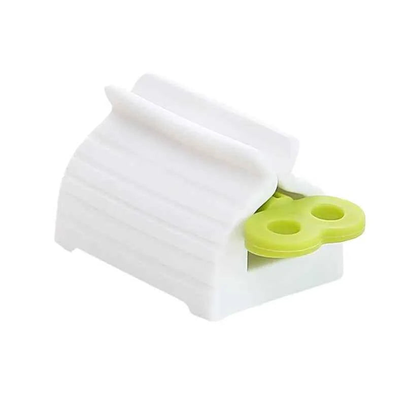 Efficient Toothpaste Tube Squeezer for a Comfortable Brushing Experience